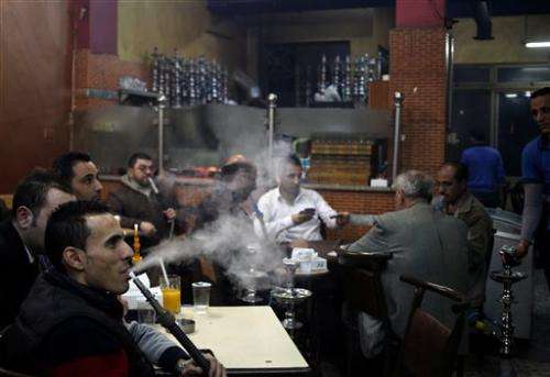 Jordan to enforce smoking ban despite public fury