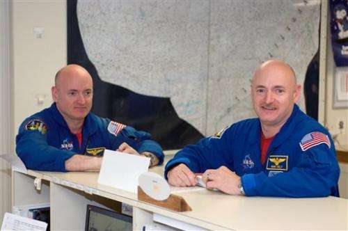 Mark Kelly, twin brother enlisted for NASA study