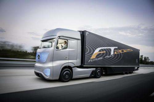 Mercedes-Benz 2025 truck shows autonomous system vision