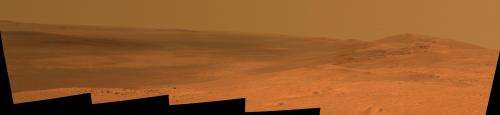 NASA Rover Gains Martian Vista From Ridgeline