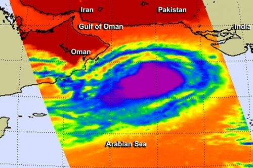 NASA takes Tropical Cyclone Nanuak's temperature