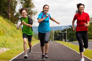 Parents should team with kids to encourage exercise