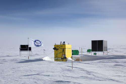 Remote Antarctic telescope reveals gas cloud where stars are born