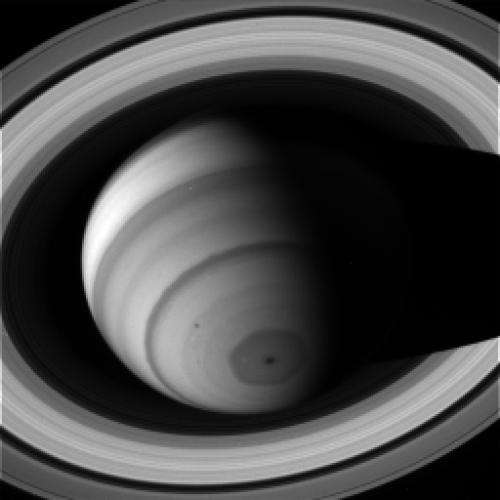 Ringed planet dances in raw Cassini images