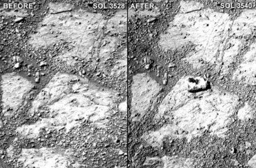Rock appears mysteriously in front of Mars Opportunity rover