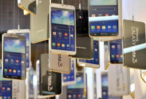 Samsung has signed a long-term cross-licence deal with Google in a move to help the South Korean technology firm stave off poten