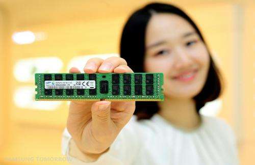 Samsung mass produces industry's first 8-gigabit DDR4 based on 20 nanometer process technology
