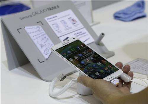 Samsung seeks boost from redesigned Note