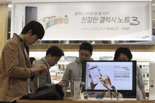 Samsung's profit falls as smartphones get cheaper