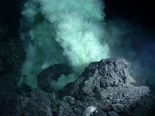 Satellite images detect underwater volcanic eruptions