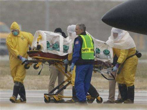 Surgeon with Ebola arrives in US for treatment