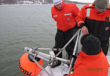 Under-ice observatory collects Great Lakes data