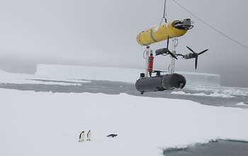 Unmanned underwater vehicle provides first 3-D images of underside of Antarctic sea ice