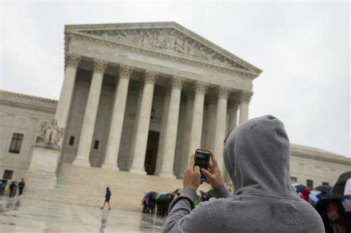 US justices: 'Get a warrant' to search cellphones