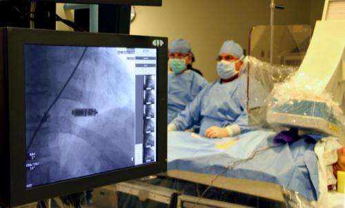 世界上最小的无铅心脏起搏器在俄亥俄州立大学植入