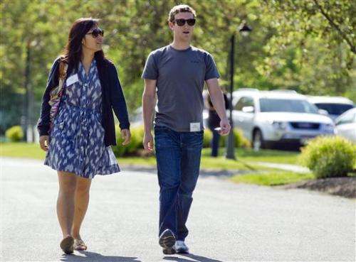 Zuckerberg, wife gift $120M to CA schools