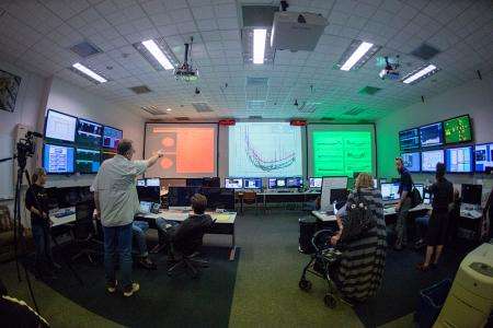 Advanced LIGO to begin operations
