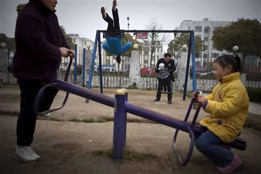 China decides to abolish 1-child policy, allow 2 children