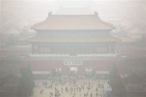 China's gray smog has a blue lining: Air improves this year