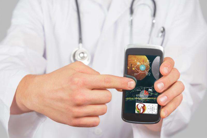 Detecting eye diseases using smartphone technology