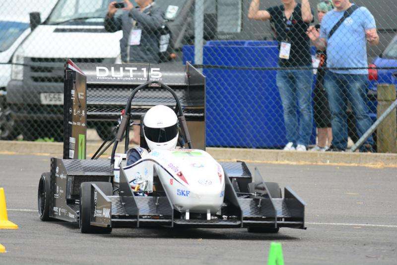 Dutch team’s electric car wins Formula Student for second year in a row