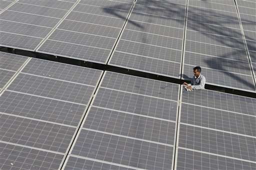 India vows to cut carbon intensity in Paris pledge