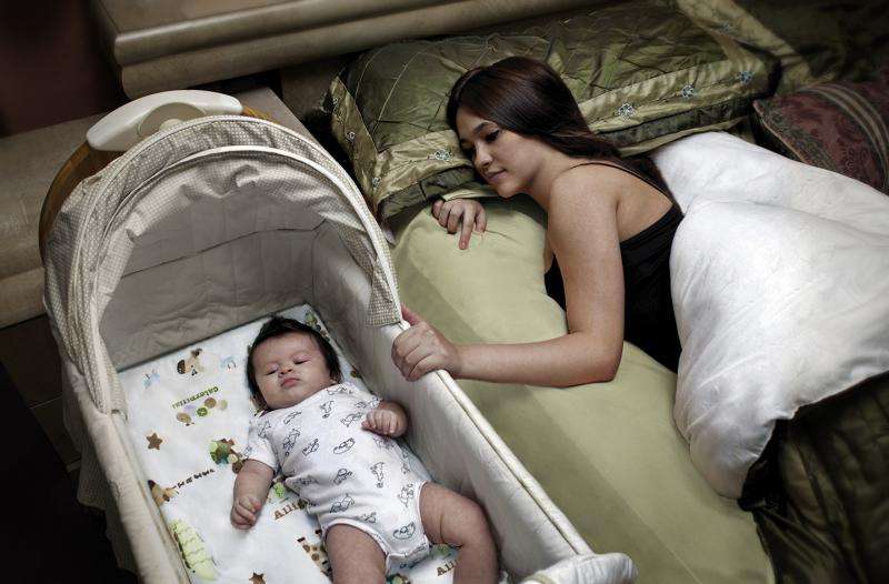 Many new mothers report no physician advice on infant sleep position, breastfeeding