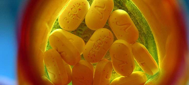 在不列颠哥伦比亚省，阿片类药物过量与较高的处方率有关