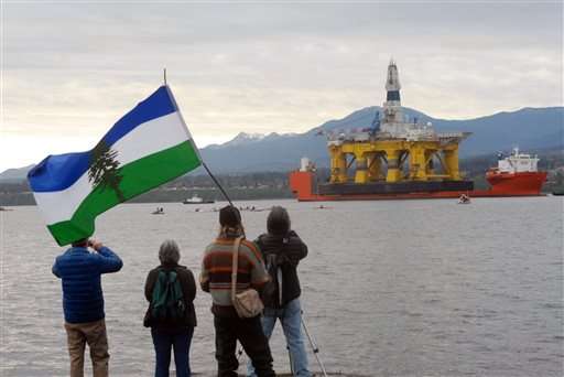 Shell, Greenpeace spar over Arctic drilling safety zones