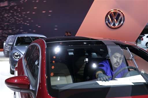 VW weighs finances as it prepares to present US engines fix
