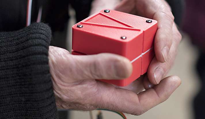 A shape-shifting navigation device for both the sighted and visually impaired (w/ Video)