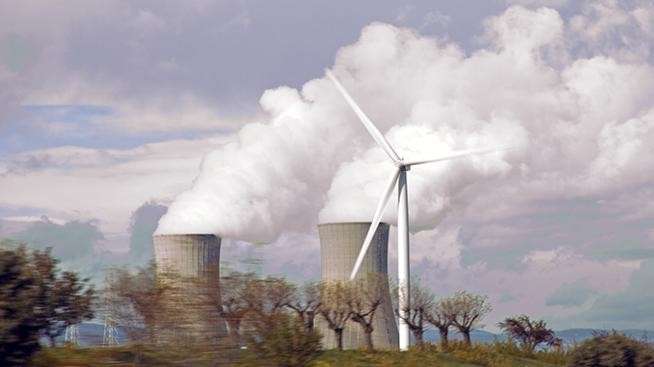 Fossil fuels and renewables incur similar future costs