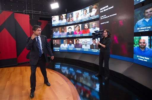 Harvard launches 'virtual classroom' for students anywhere