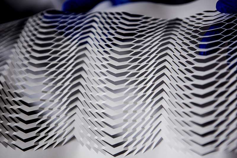 Kirigami art could enable stretchable plasma screens