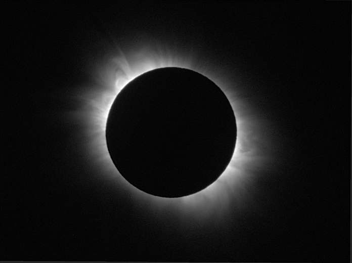 Team successfully observes the solar eclipse over the Arctic