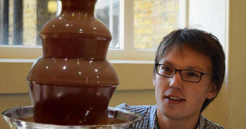 Exploring the physics of a chocolate fountain