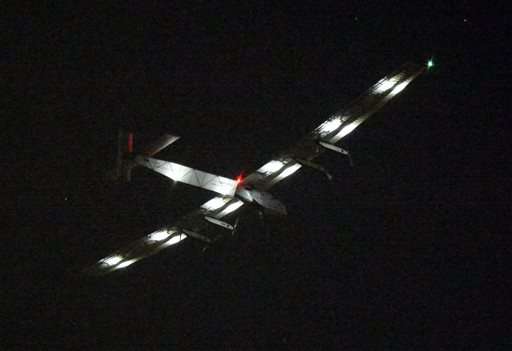 Solar Impulse waits out weather before take-off for Hawaii