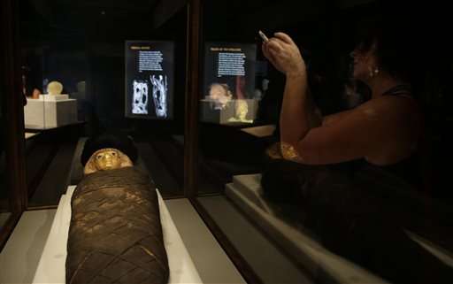 Exhibit's CT-scanned mummies give new look at old world