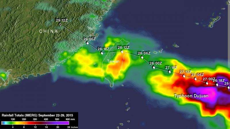 NASA's GPM analyzes Typhoon Dujuan's large rainfall totals