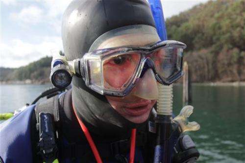 1, 2, 3 octopuses: Divers conduct underwater census