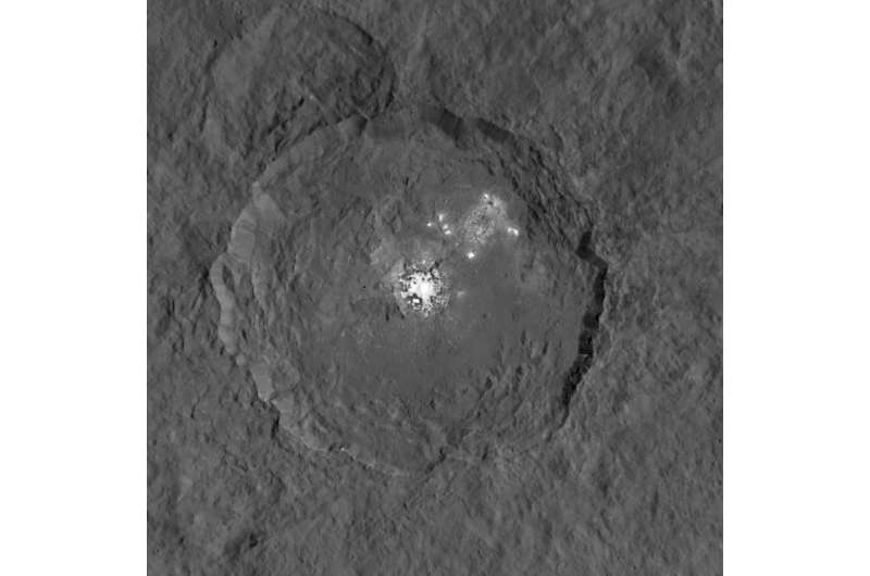 Ceres' bright spots seen in striking new detail