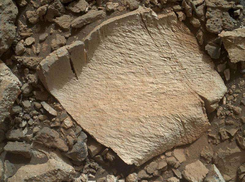 Curiosity discovers Mars rock like none before, sets drill campaign