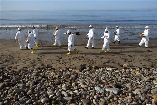 Latest on California oil spill: Up to 105,000 gallons leaked