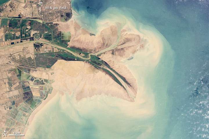 Hva er de lengste elvene i verden?Kinas Gule Elv Delta, sett fra verdensrommet i 2009. Kreditt: NASA/EO