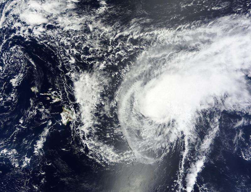 NASA looks at Tropical Storm Guillermo closing in on Hawaii