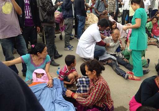 Nepal quake: Nearly 1,400 dead, Everest shaken