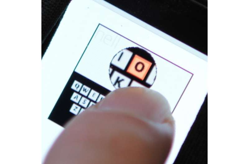Researchers design new tiny QWERTY soft keyboards for wearable devices