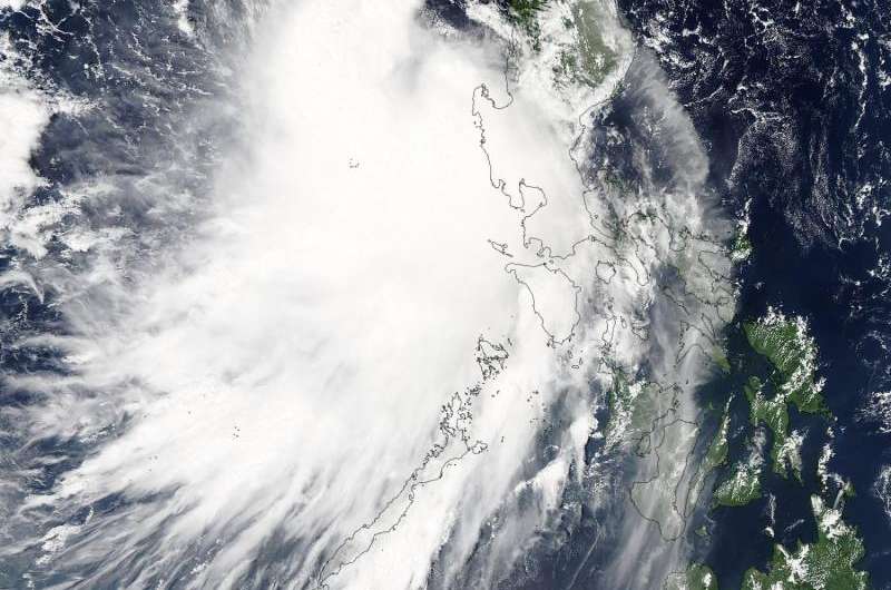NASA sees Tropical Storm Mujigae moving through South China Sea