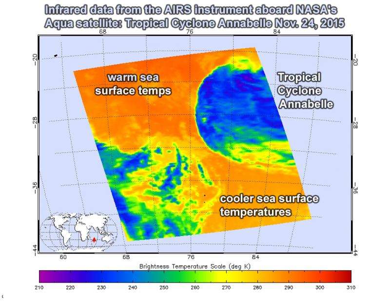 NASA sees Tropical Cyclone Annabelle dying bursts