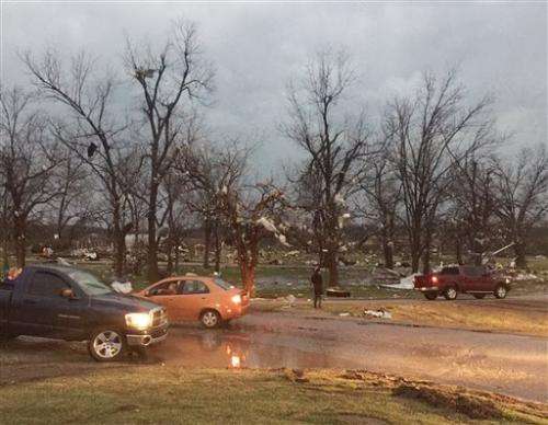 One person killed when tornadoes hit Oklahoma, Arkansas (Update)